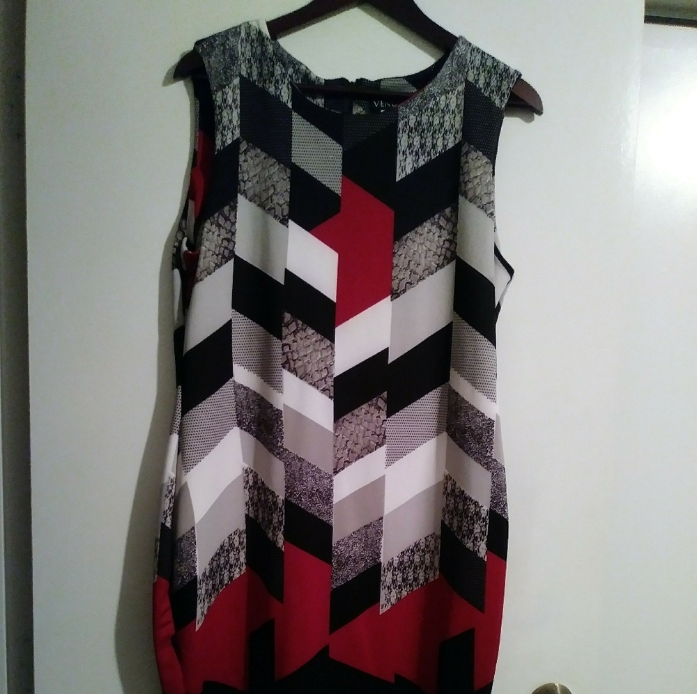 Venus dress sleeveless.